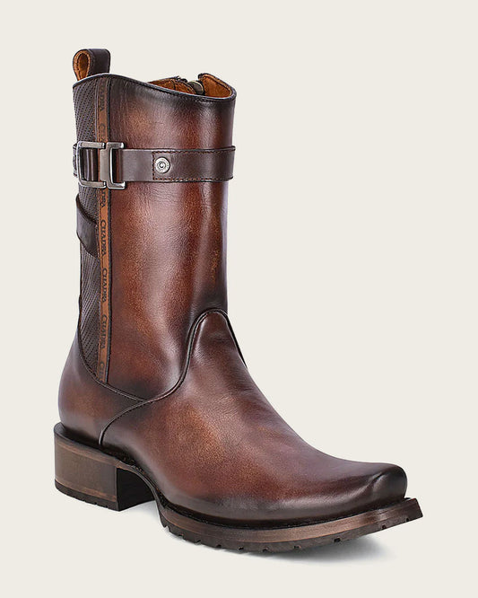 Hand-painted Brown Leather Boots: Urban Elegance.