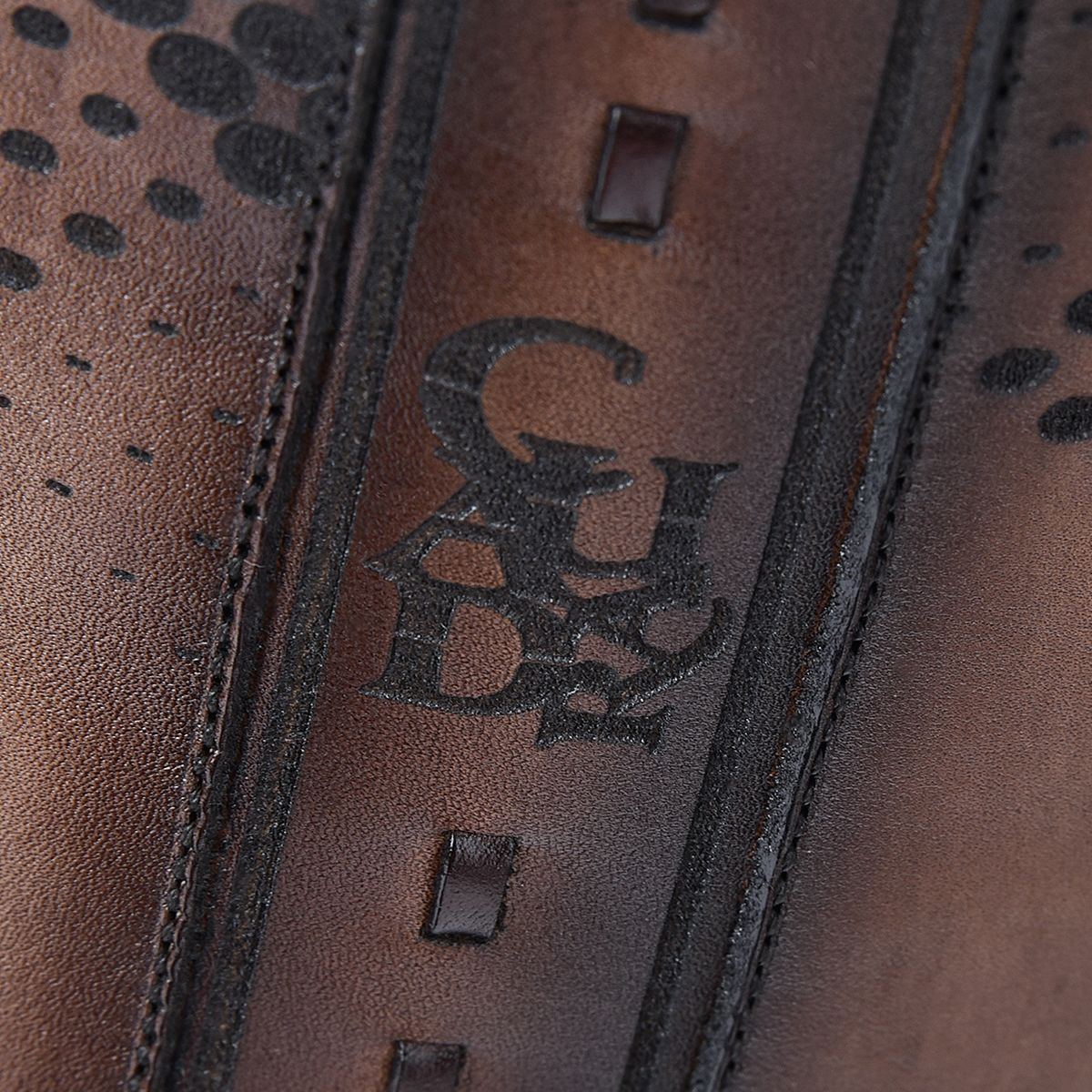 Engraved brown leather casual boot