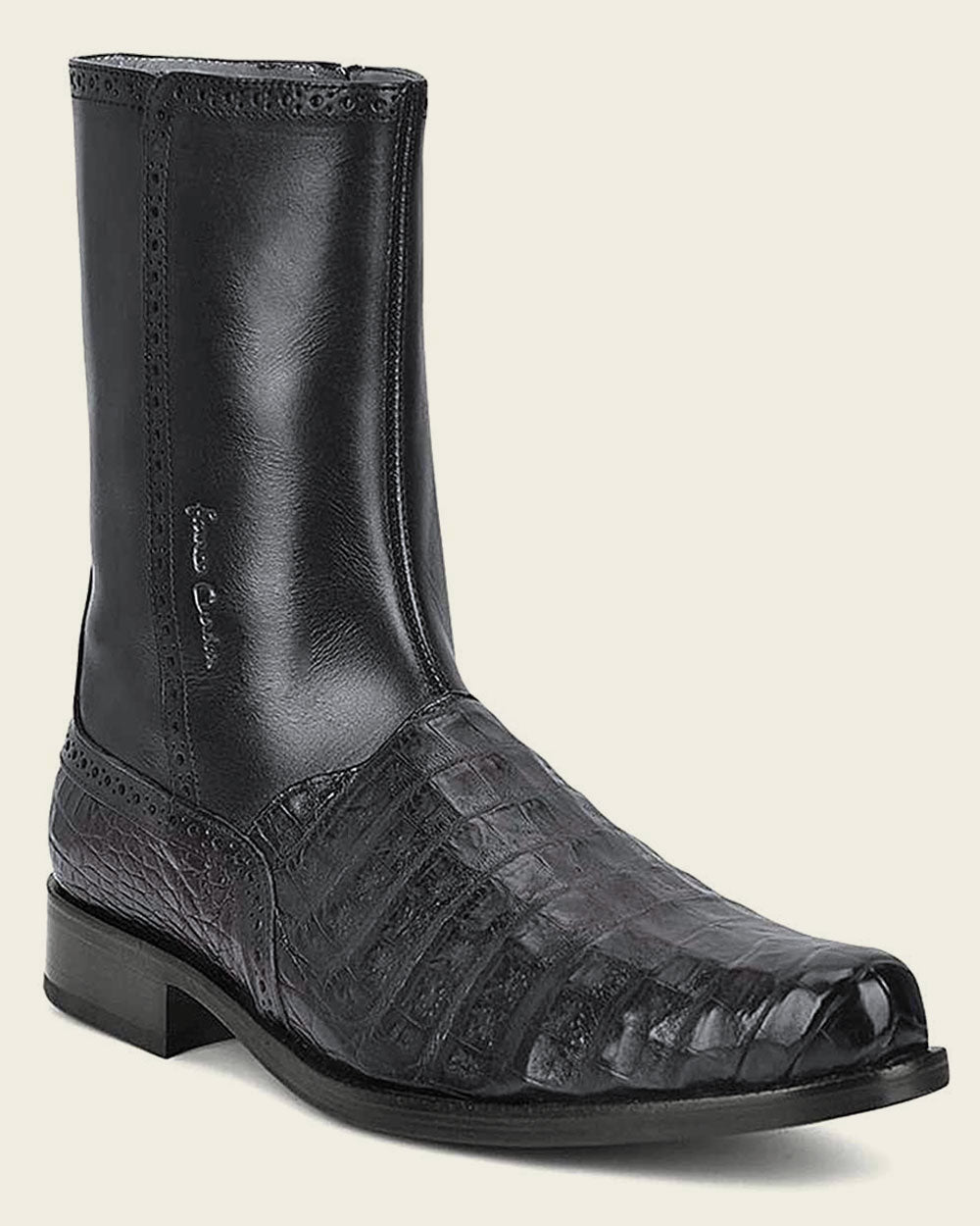 Cayman & bovine leather: Luxury & timeless elegance in black Cuadra boots. 