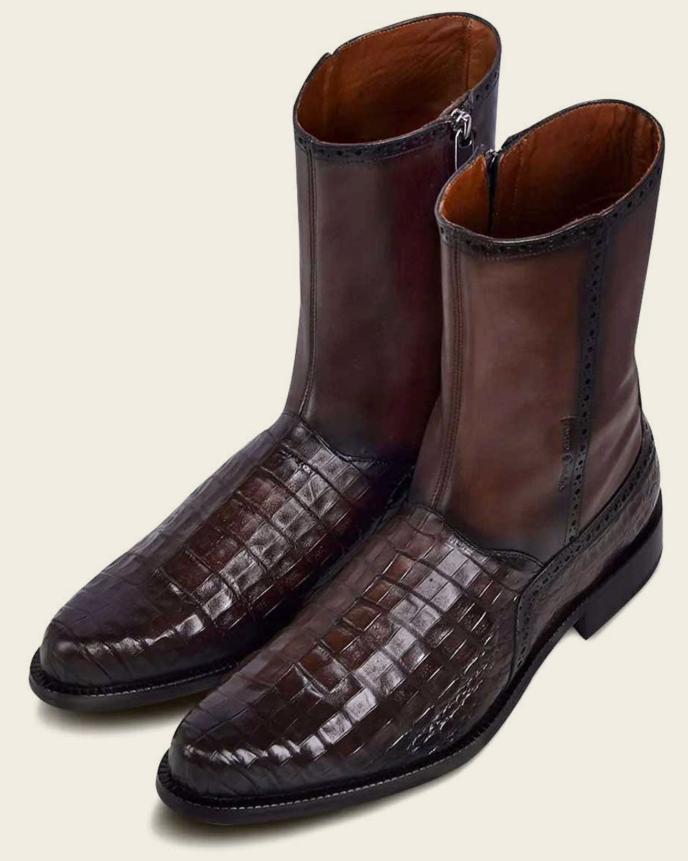 Cayman & bovine leather: Experience a fusion of textures in these Cuadra boots.