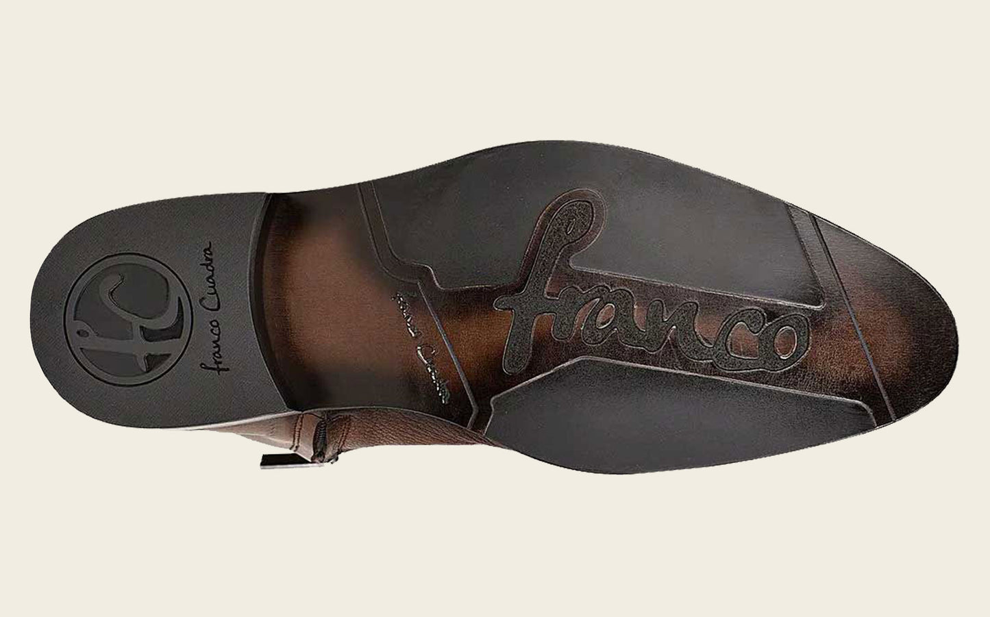 Internal closure & TPU sole: Comfort & confidence in Cuadra's deer leather boots. 