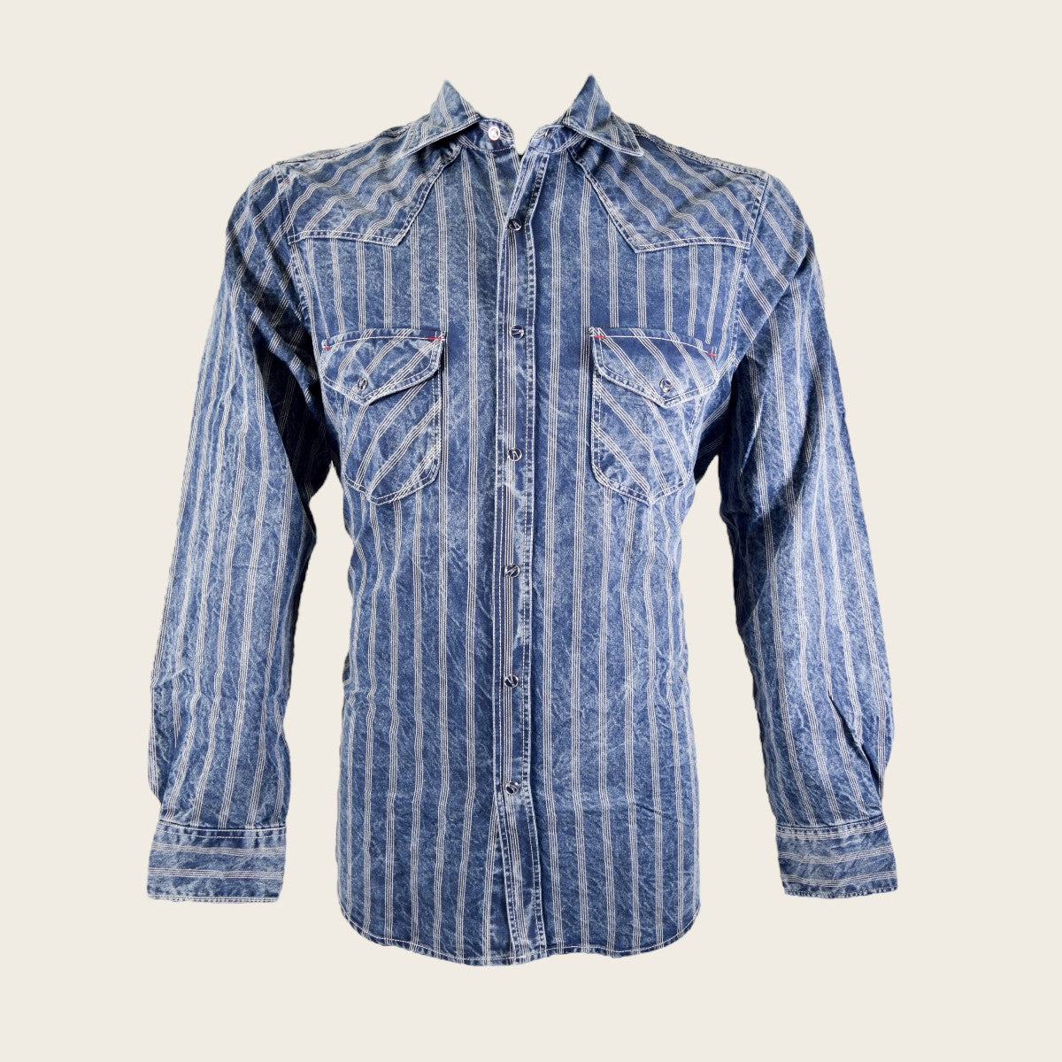 Blue shirt for men made in demin with Stripes