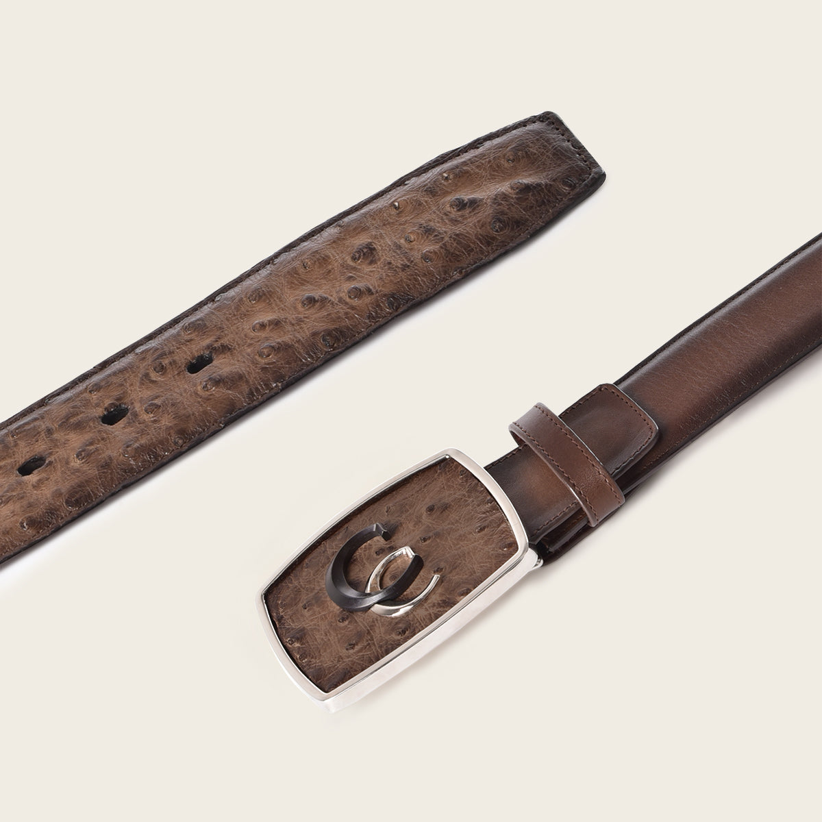 Cinturón western de piel exótica color café pintado a mano con doble inserción metálica