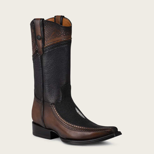 Experience the epitome of luxury and style with the remarkable men's cowboy boot from Cuadra