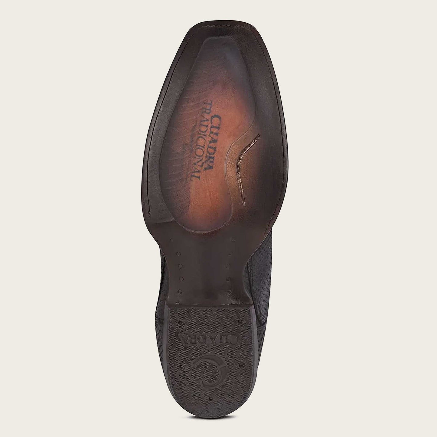 Durable and comfortable, the leather sole has TPU injection reinforcement and a removable insole for convenience.